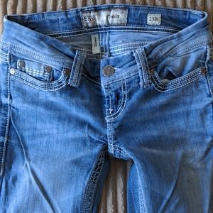 BKE Stella Skinny Jeans